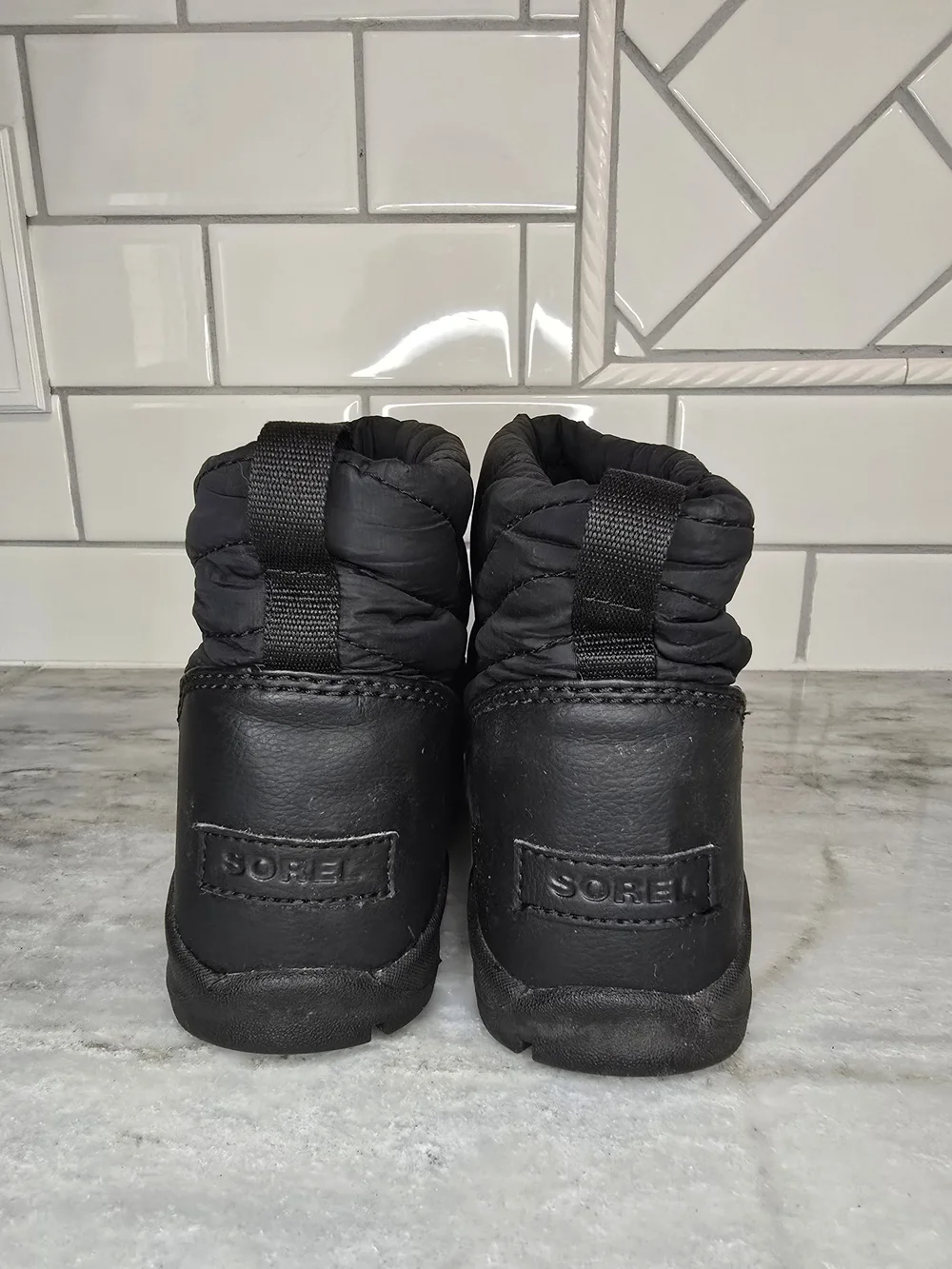 Sorel Whitney Short Waterproof Winter Snow Boots Black Women's Size 6.5